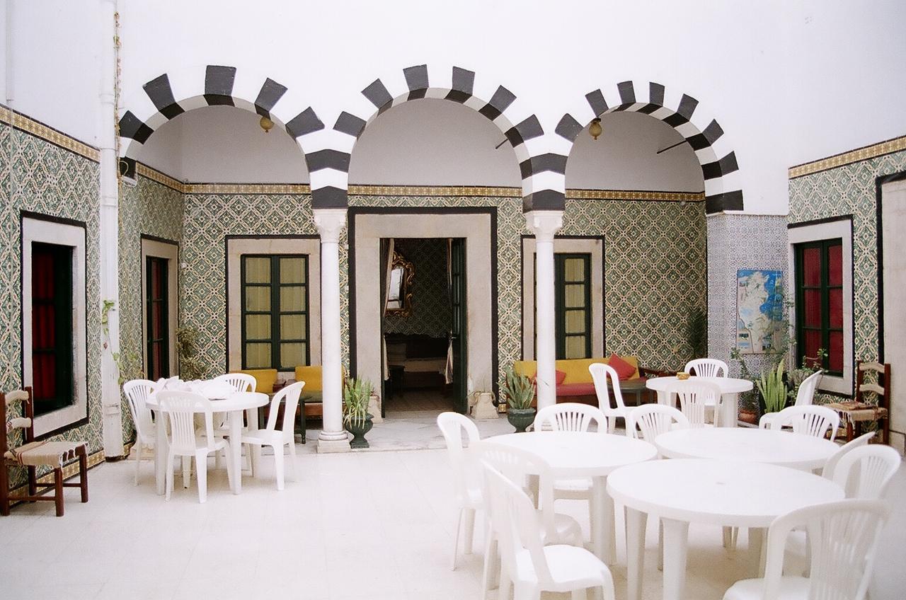 El Medina Hostel *