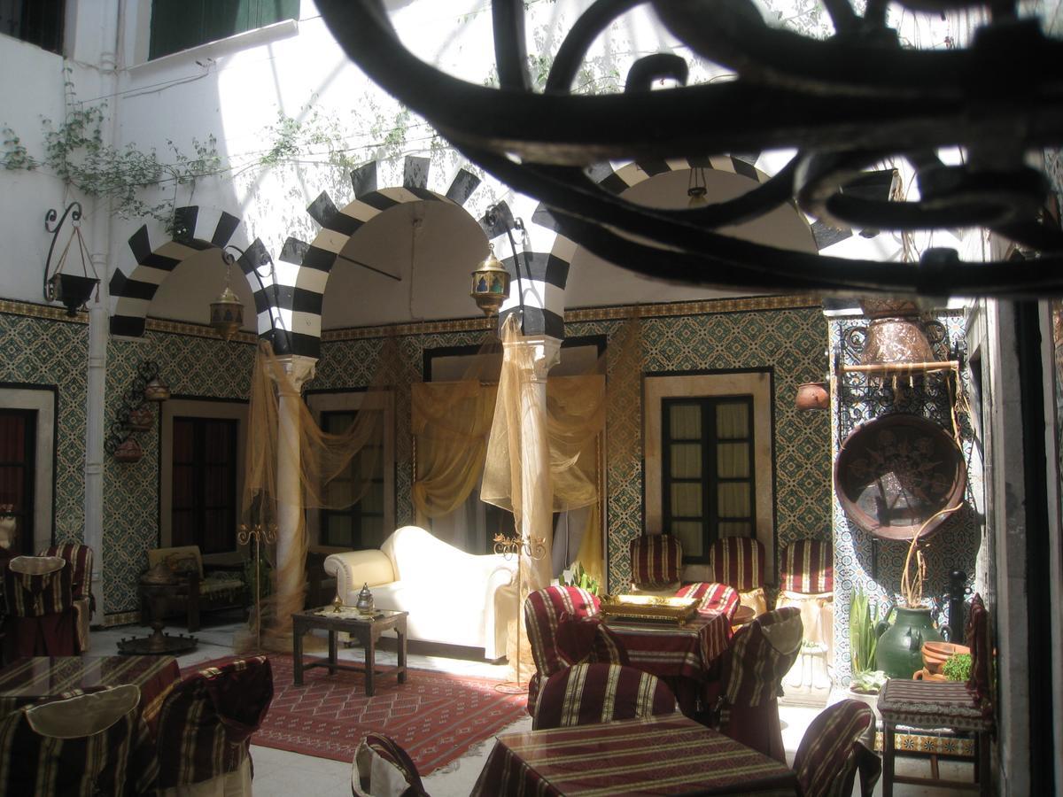 El Medina Hostel *